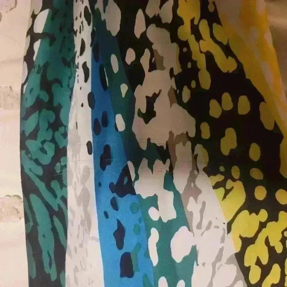 Colorful Cropped Jacket by BCBG MaxAzria - Picture 8 of 10